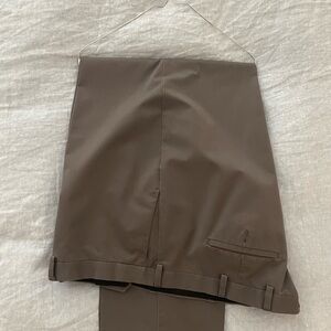 50x32 Men’s Pant Plain Front Dark Gray ROUNDTREE & YORKE pre owned